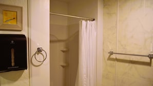 Shared Dormitory, 1 Bedroom, Accessible | Bathroom - Room-cozy Nest 4 Near the UND Medical Sc (Grand Forks)