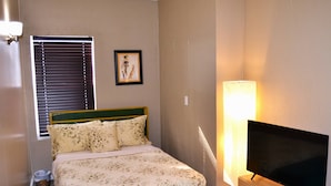 Shared Dormitory, 1 Bedroom, Accessible | Room amenity - Room-cozy Nest 4 Near the UND Medical Sc (Grand Forks)