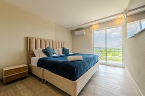 2 habitaciones, escritorio, tabla de planchar con plancha y wifi 