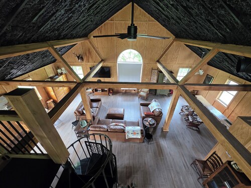 Country Retreat in the heart of Pike County Illinois