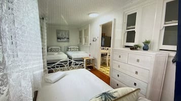 3 多间卧室、熨斗/熨衣板、WiFi、床单