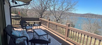 LAKEFRONT HOME - TABLE ROCK LAKE