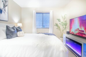 3 多间卧室、办公桌、熨斗/熨衣板、旅行婴儿床