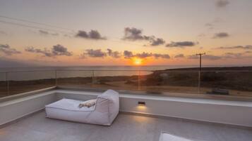 Luxury Villa, Sea View | Balcony