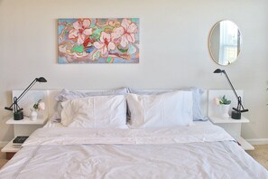 3 chambres, bureau, Wi-Fi, draps fournis