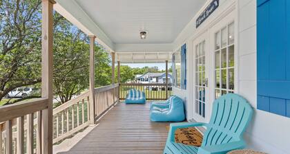 Walk to the Waves: Play & Unwind on the Coast!