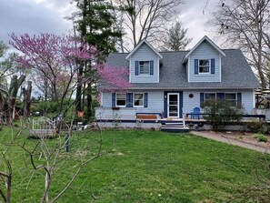 Exterior - Walk-Out Guest Suite/Apartment Near IU (Bloomington)