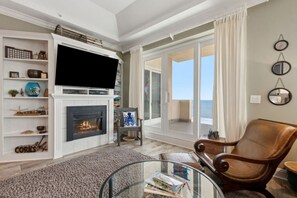 Interior - Sandy Shoreline~20% discount on rent for dates before December 20th (Fernandina Beach)