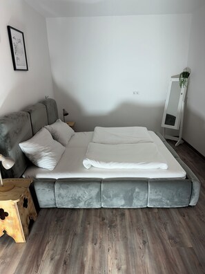 2 Schlafzimmer, Bettwäsche