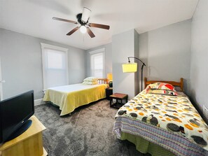4 Schlafzimmer, Bügeleisen/Bügelbrett, WLAN, Bettwäsche