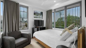 Apartamento, 2 habitaciones | 2 dormitorios, tabla de planchar con plancha, wifi gratis