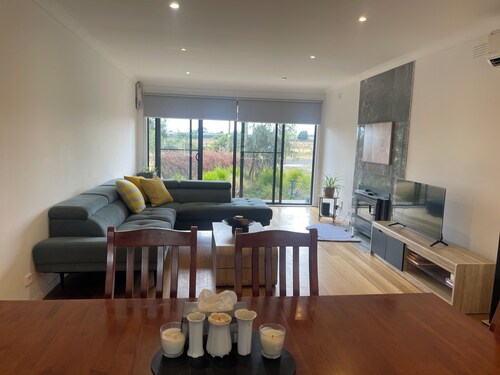 SANDHU FARMHOUS 11 Acres