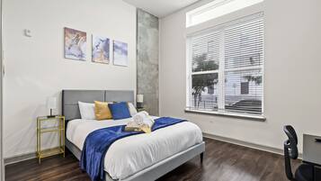 1 bedroom, desk, iron/ironing board, free WiFi
