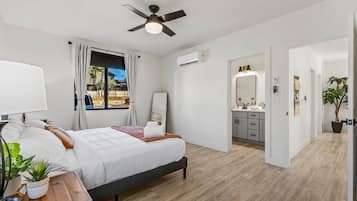 2 habitaciones, tabla de planchar con plancha, wifi y ropa de cama