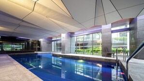 Pool - 3Bed inner CBD | Next to Skybus w/Pool &Gym (Melbourne)