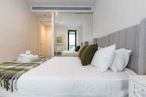 1 bedroom, iron/ironing board, WiFi