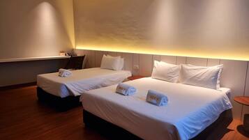 Iron/ironing board, free WiFi