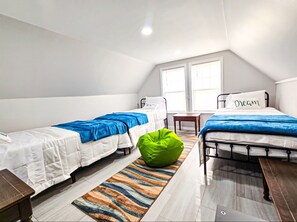 4 camere, ferro/asse da stiro, Wi-Fi gratuito, lenzuola