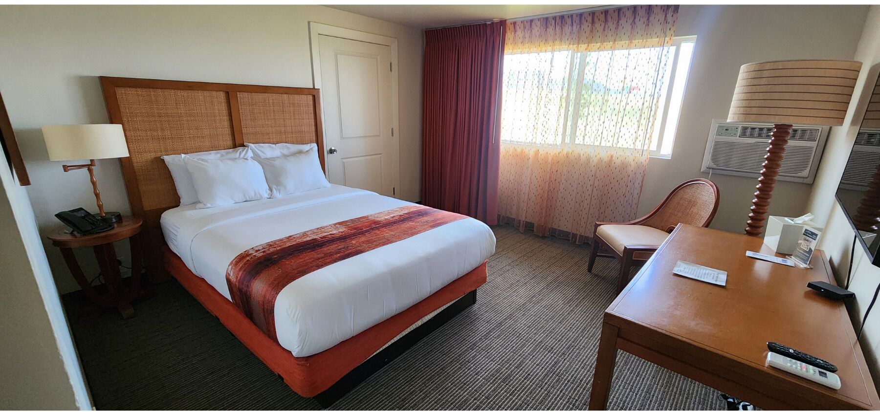 Comfort Single Room | In-room safe, blackout drapes, iron/ironing board, free WiFi
