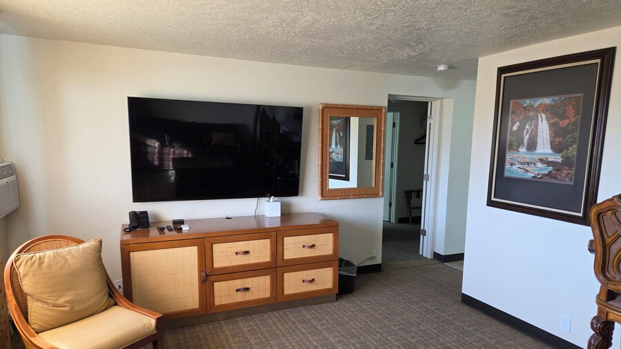 New Western Inn & Suites
