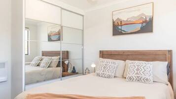 3 chambres, fer et planche Ă repasser, Wi-Fi gratuit, draps fournis