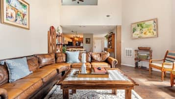 Smart TV, fireplace, DVD player, books