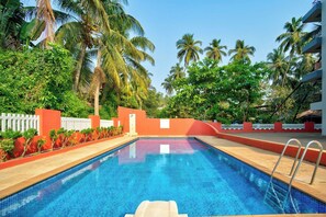 Outdoor pool - Ocean Dream Luxury Villa (Arpora)