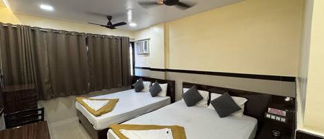 Double Room | Free WiFi, bed sheets