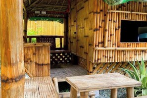 Bureau, chambres insonorisées, Wi-Fi gratuit, draps fournis