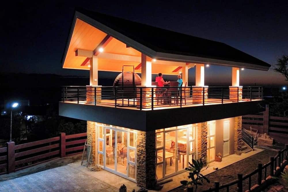 Villa Minerva Eco-Farm Resort near Vigan