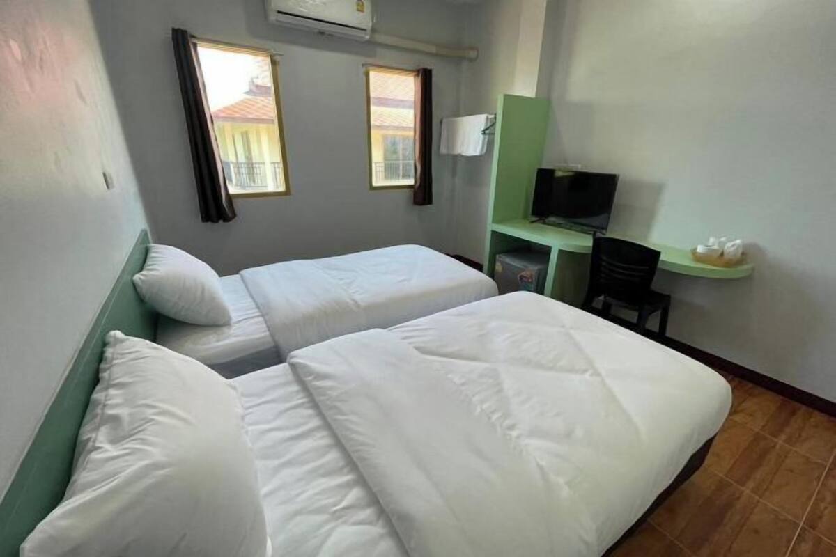 Desk, free WiFi, bed sheets
