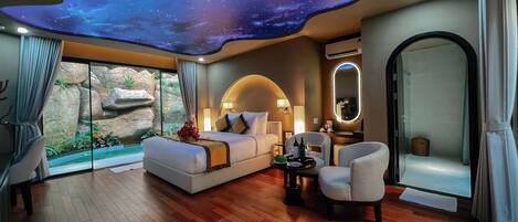 Signature Suite, Private Pool, Lake View | Premium bedding, memory foam beds, minibar, in-room safe