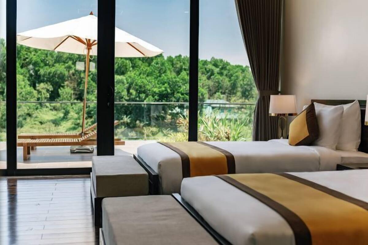 1 bedroom, premium bedding, memory foam beds, minibar
