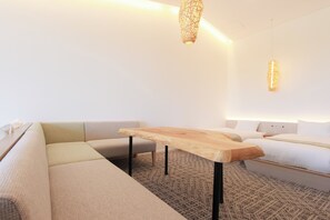 Free WiFi, bed sheets - HOTEL DO-YA BEPPU (Beppu)