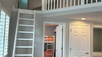 2 Schlafzimmer, Schreibtisch, WLAN