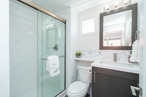 Shower, towels
