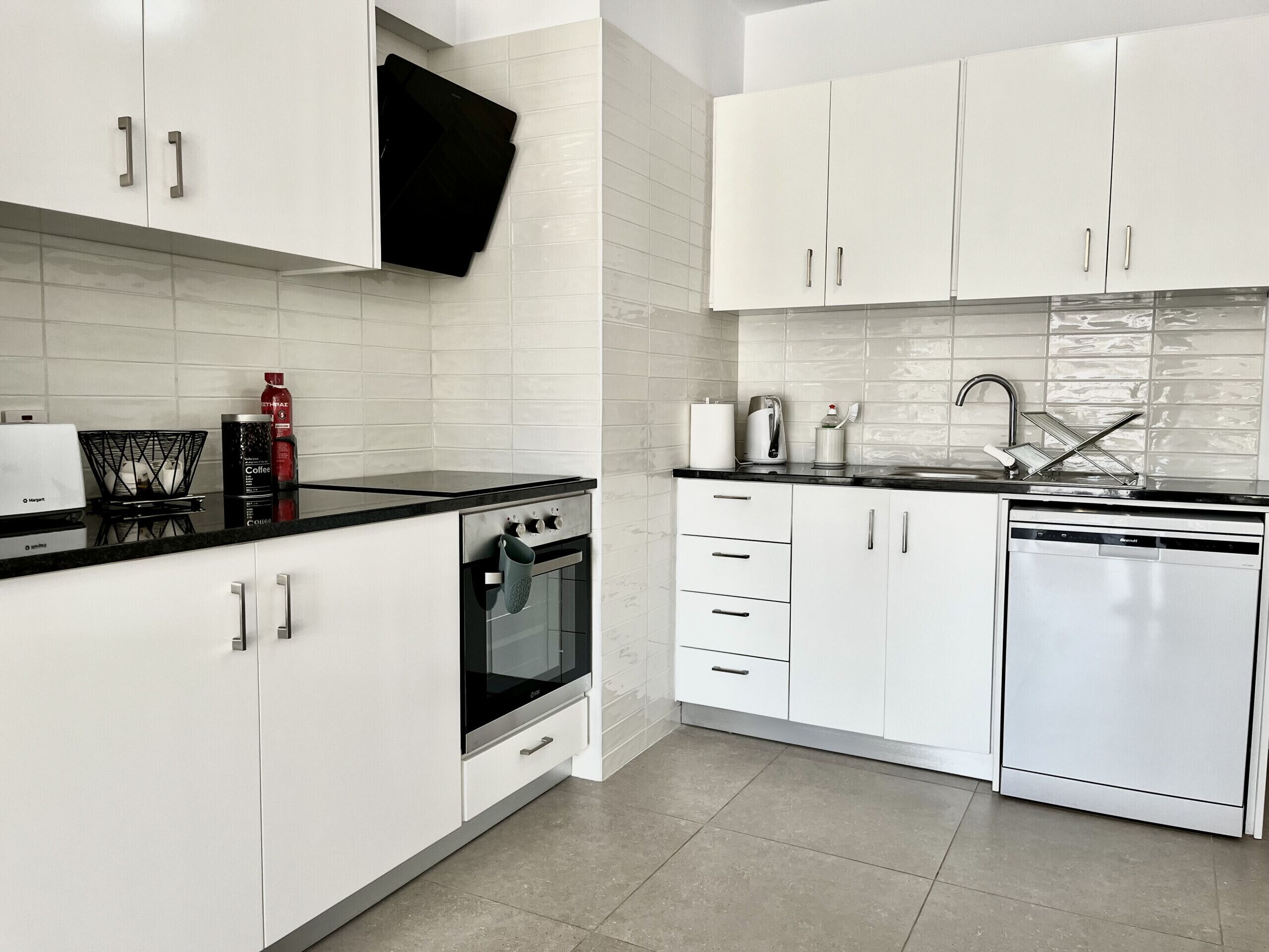 Fridge, microwave, oven, dishwasher