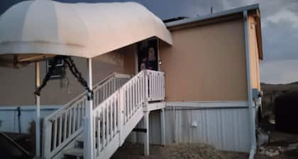 Amazing 3-bedroom mobile home with AC in Surprise
