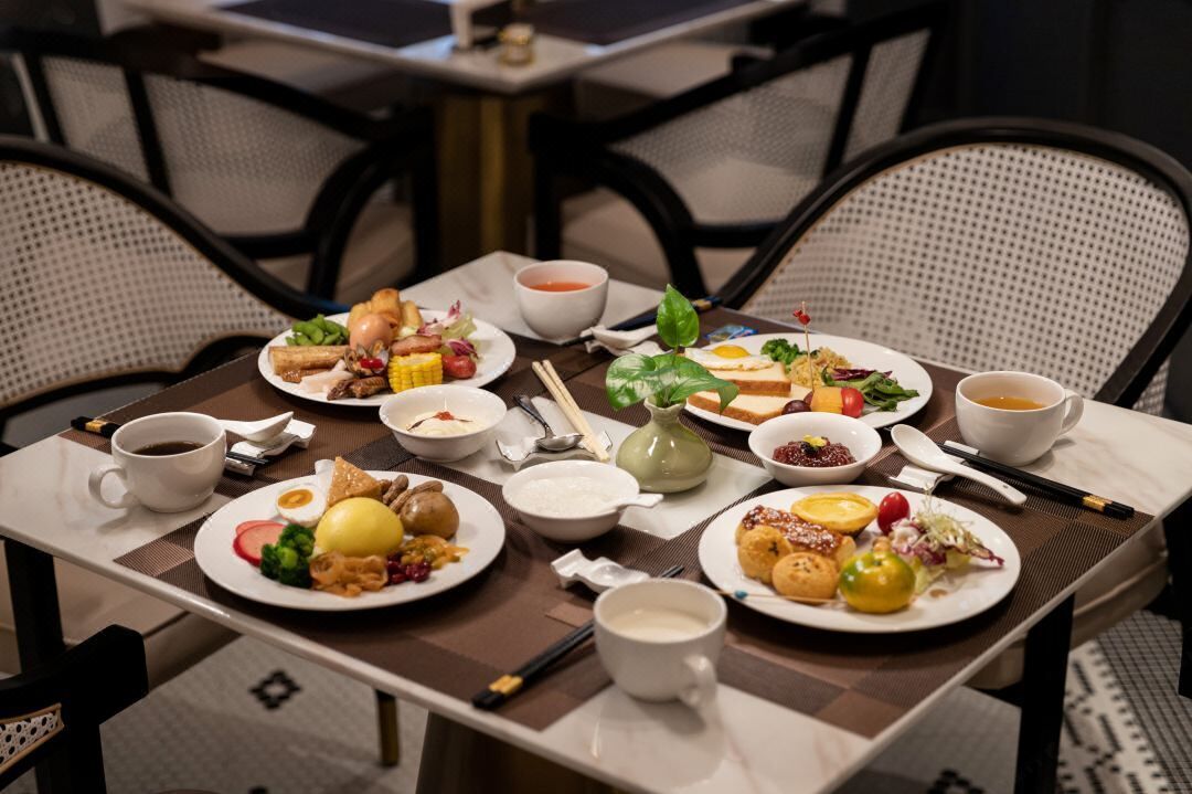 Tägliches inbegriffenes Frühstück zur Selbstbedienung