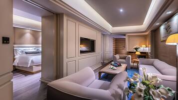 Superior Suite, City View | 1 bedroom, down comforters, minibar, desk