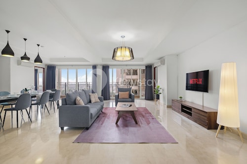 Tovia by Kozystay - Senayan