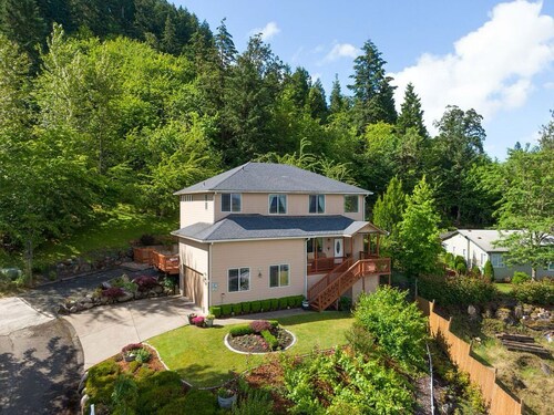 The Greenhill House