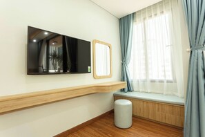 Apartment, 1 Bedroom, Balcony, City View | Television - Hummer Hotel & Apartment Danang Beach  (Da Nang)