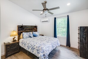 4 bedrooms, free WiFi, bed sheets