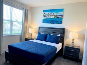 4 bedrooms, desk, free WiFi - Serenity Townhome Getaway: 4 bed 3 bath home near Disney in Clermont FL! (Clermont)