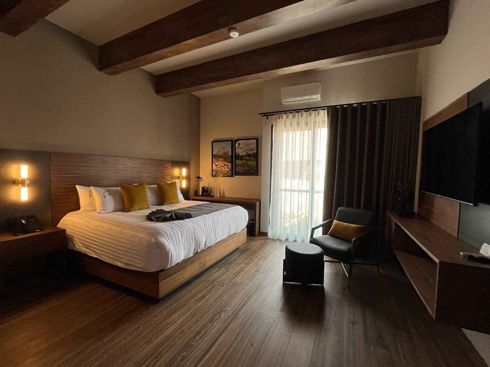 In-room safe, blackout drapes, iron/ironing board, free WiFi