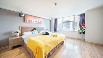 Business Duplex, Multiple Beds, Non Smoking, City View