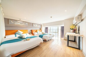 Business-Maisonette, Mehrere Betten, Nichtraucher, Stadtblick | 2 Schlafzimmer, Minibar, kostenloses WLAN, Bettwäsche