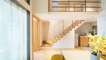 Appartement Duplex Affaires, plusieurs lits, non-fumeur, vue ville | Salle de séjour