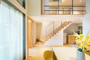 Business Duplex, Multiple Beds, Non Smoking, City View | Living room - Shanghai Hills & Freshly Home Loft Retreat near NECC (Shanghai)